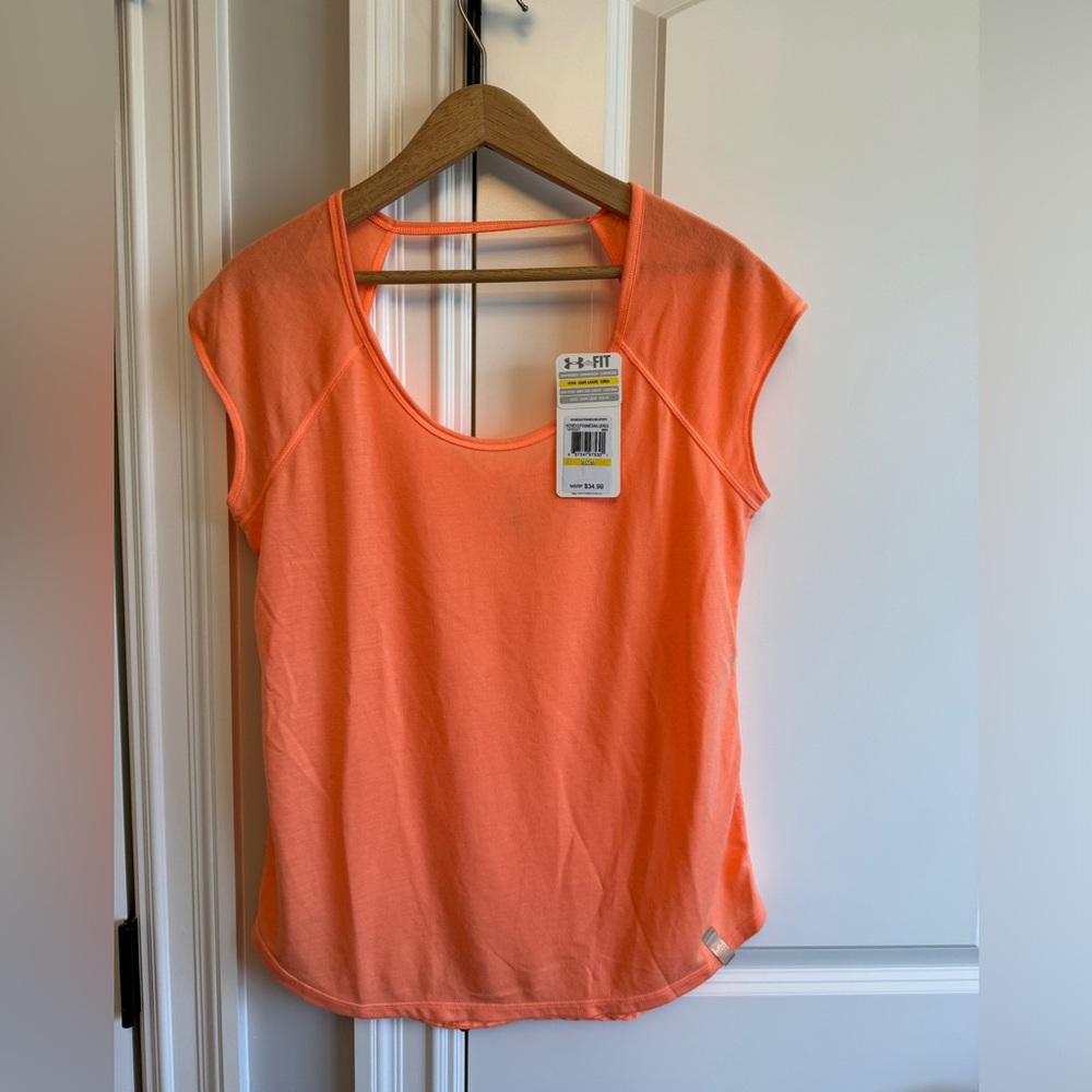 Under Armoir running shirt. Size M. NWT
